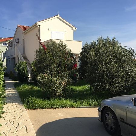 Apartments Villa Tribunj ตรีบูนย์ ภายนอก รูปภาพ