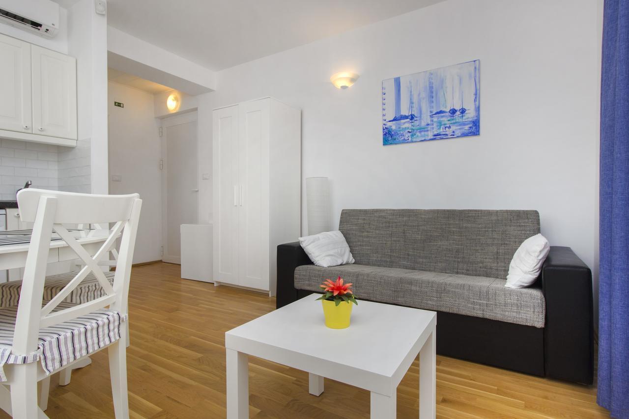 Apartments Villa Tribunj ตรีบูนย์ ภายนอก รูปภาพ